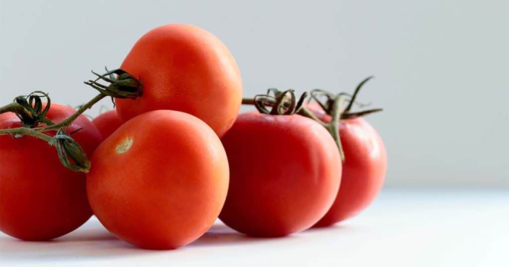 Tomatoes in a pile