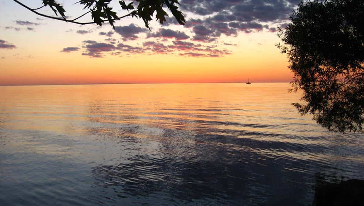 blue_and_orange_sunset_lake Oyster farm